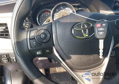 2015 Toyota Corolla Le z USA, uszkodzony, nr VIN 5YFBURHE4FP329400